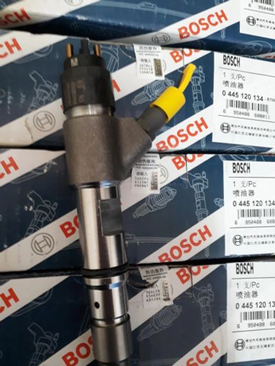 Лот: 11583825. Фото: 1. Форсунка Bosch 0445120134 Cummins... Топливная система