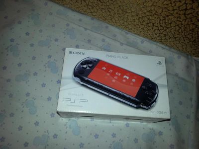 Лот: 3383187. Фото: 1. коробка от psp 3008. Запчасти для игровых приставок, консолей