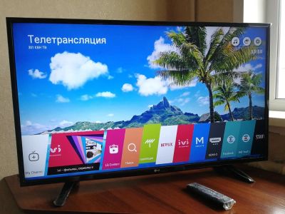 Лот: 11483405. Фото: 1. Телевизор SmartTV диагональ 43... Телевизоры