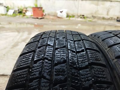 Лот: 23571455. Фото: 1. R15 185/65 продам 2 шины dunlop... Шины