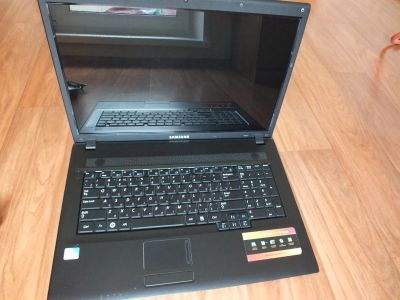 Лот: 24395887. Фото: 1. Ноутбук 17.3" Samsung R717. Ноутбуки