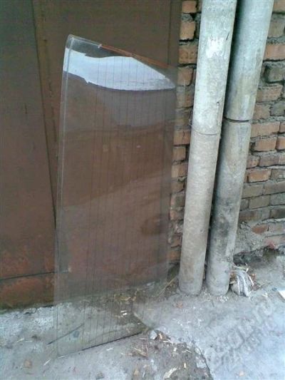 Лот: 1705009. Фото: 1. заднее стекло (ваз2106) с подогревом. Кузов