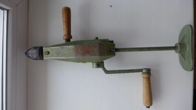 Лот: 10687783. Фото: 1. Дрель ручная (механическая) СССР... Ручной инструмент
