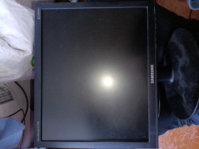 Лот: 25010846. Фото: 1. Монитор Samsung SyncMaster E1720. ЖК-мониторы