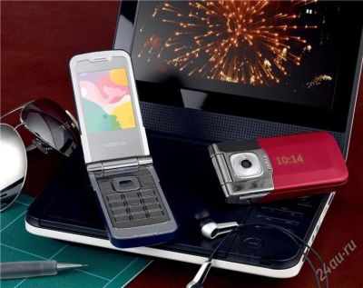 Лот: 1077927. Фото: 1. 2 nokia 7510 superNova одним лотом. Кнопочные мобильные телефоны