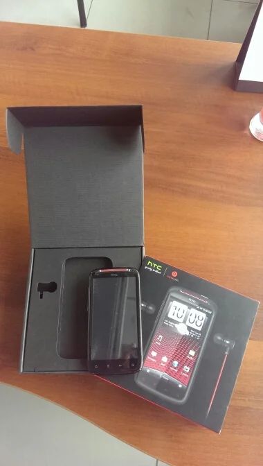 Лот: 6140387. Фото: 1. HTC sensation xe. Смартфоны