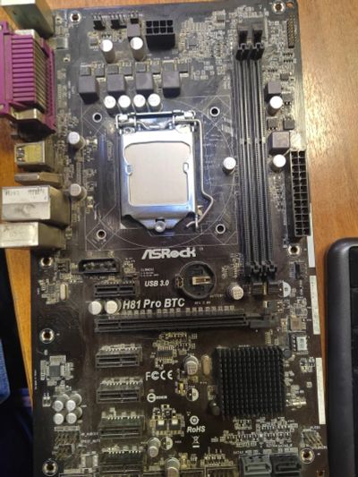 Лот: 20964060. Фото: 1. Мат. Плата Asrock. Материнские платы