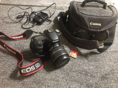 Лот: 14417979. Фото: 1. Зеркальная фотокамера Canon 50d. Цифровые зеркальные