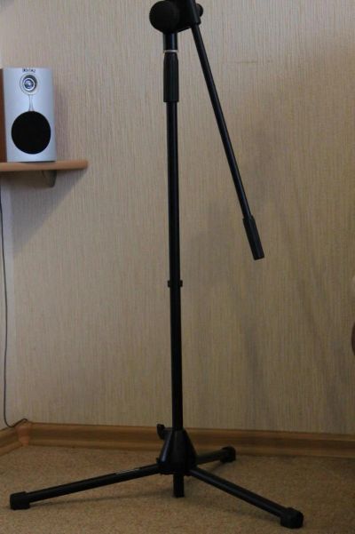 Лот: 4558069. Фото: 1. Микрофонная стойка ProAudio. Другое (музыкальные инструменты и оборудование)