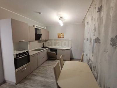 Лот: 25589084. Фото: 1. 3-комн. квартира , Красноярск... Квартиры, студии