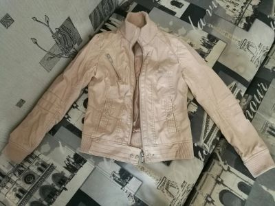 Лот: 9898961. Фото: 1. Куртка (кожанка) розовая, размер... Верхняя одежда
