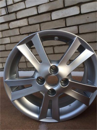 Лот: 9204434. Фото: 1. Диски Nissan оригинал новые R15... Диски
