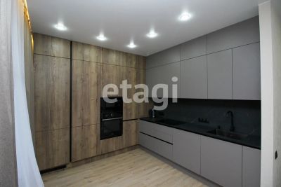 Лот: 25295064. Фото: 1. 3-комн. квартира , Красноярск... Квартиры, студии