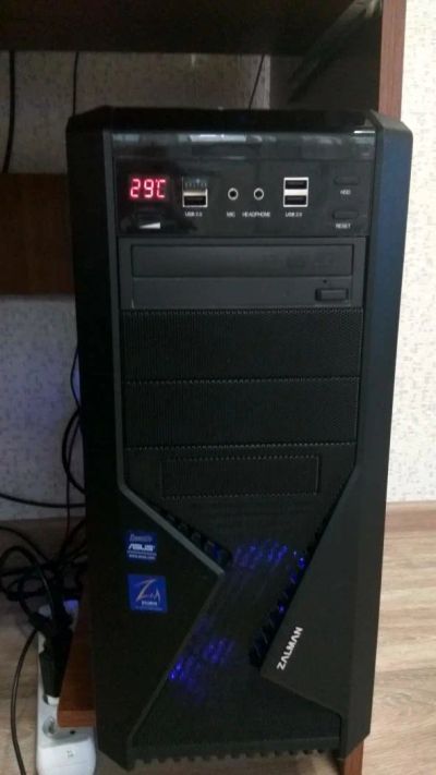 Лот: 11060049. Фото: 1. Игровой системный блок Zalman... Компьютеры в сборе