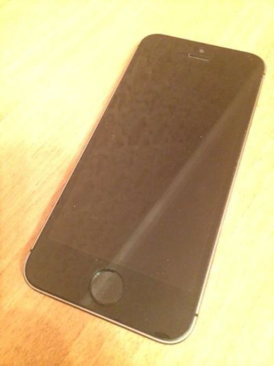 Лот: 5000891. Фото: 1. Apple iPhone 5s 16gb LTE black. Смартфоны