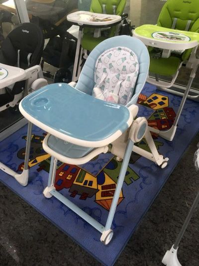 Лот: 11820849. Фото: 1. Happy Baby Berny 0+ Стульчик для... Стульчики для кормления