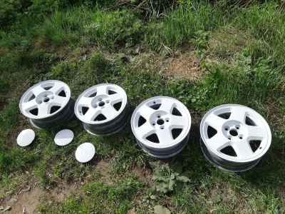 Лот: 13788361. Фото: 1. Диски Toyota r 15. Диски