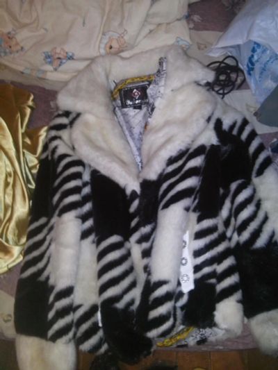 Лот: 7010290. Фото: 1. Шуба искусственная торги только... Верхняя одежда