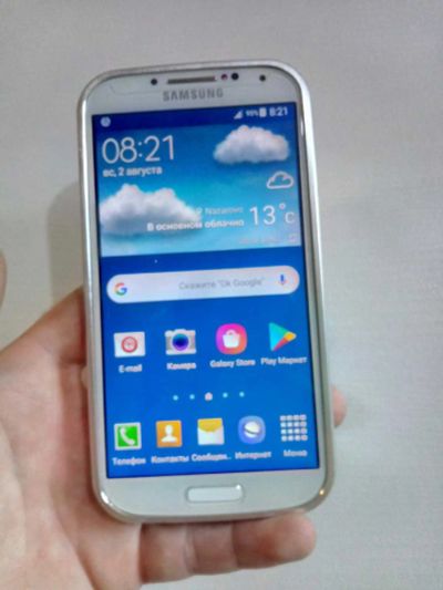 Лот: 13328307. Фото: 1. Смартфон Samsung S4 GT-I9500. Смартфоны
