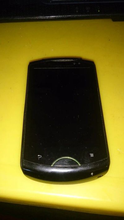 Лот: 4407438. Фото: 1. sony ericsson w19i на запчасти. Смартфоны