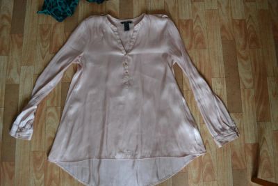 Лот: 5476524. Фото: 1. Блузка H&M размер 42 /. Блузы, рубашки, водолазки