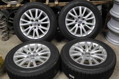 Лот: 16858904. Фото: 1. Диски Оригинал Toyota Crown Camry... Диски
