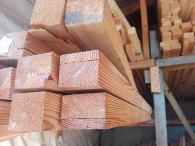 Лот: 9903017. Фото: 1. Брусок 45*50*3000 Листв сращ... Древесина, пиломатериал