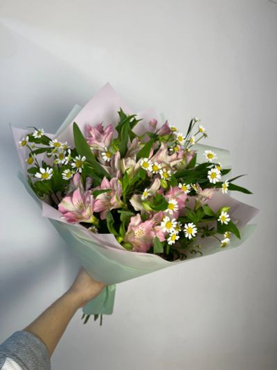 Лот: 25025895. Фото: 1. Сборный букет. Свежие цветы
