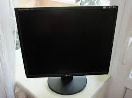 Лот: 4237682. Фото: 1. ЖК монитор 19" LG Flatron L1952S. ЖК-мониторы