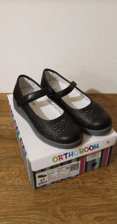 Лот: 21969508. Фото: 1. Туфли школьные для девочки Orthoboom. Туфли