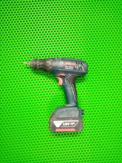 Лот: 18265050. Фото: 1. Дрель-шуруповерт Bosch GSR 180-LI... Электроинструмент