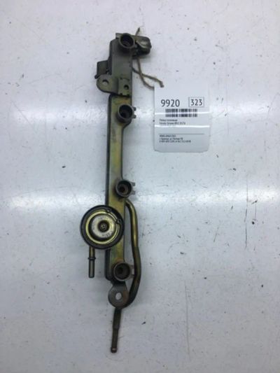 Лот: 20376783. Фото: 1. Рейка топливная Honda Stream 2002... Топливная система