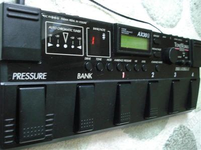 Лот: 410886. Фото: 1. гитарный процессор эффектов KORG-AX30G... Гитары