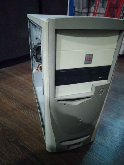 Лот: 17284245. Фото: 1. Системный блок бу Inel pentium... Компьютеры в сборе