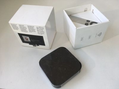 Лот: 16168297. Фото: 1. Apple TV (gen 3) MD199RU/A. Медиаплееры