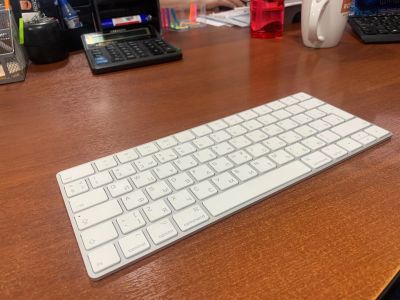 Лот: 19249312. Фото: 1. Клавиатура Apple Bluetooth Magic... Клавиатуры и мыши