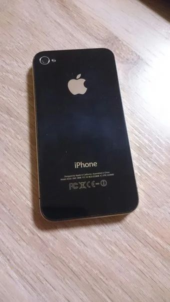 Лот: 7022497. Фото: 1. Продам iPhone 4 16Gb ЗА 6000 рублей... Смартфоны