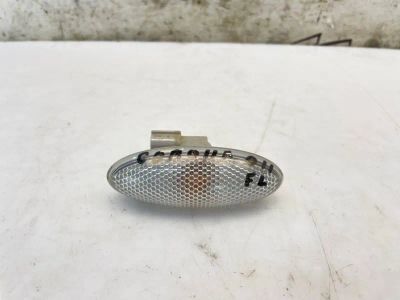 Лот: 25628664. Фото: 1. повторитель поворота toyota corolla... Двигатель и элементы двигателя