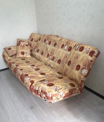 Лот: 16290171. Фото: 1. Диван. Диваны