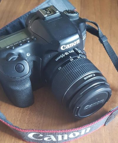 Лот: 11120841. Фото: 1. Зеркальный фотоаппарат Canon 40D... Цифровые зеркальные