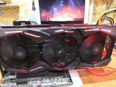 Лот: 12623571. Фото: 1. Видеокарта ASUS ROG-STRIX-RX580-O8G-Gaming... Видеокарты