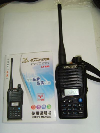 Лот: 4241525. Фото: 1. Радиостанция Longyi LY-880 136-174Mhz. Рации, радиостанции