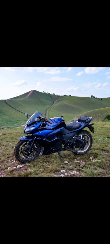 Лот: 25515592. Фото: 1. Электромотоцикл Yamaha R3. Электромотоциклы