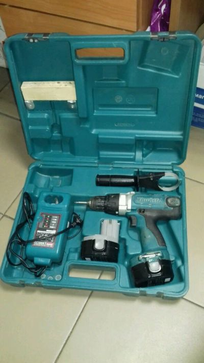 Лот: 12751395. Фото: 1. Шуруповерт Makita 61110g (4992... Электроинструмент