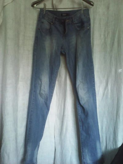 Лот: 9607499. Фото: 1. джинсы светло-синие,длинна,-102см... Брюки, джинсы, шорты