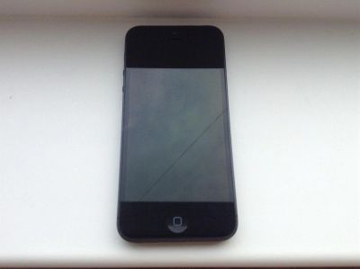 Лот: 3098835. Фото: 1. Apple iPhone 5 16gb black. Смартфоны