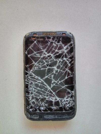 Лот: 7055365. Фото: 1. Убитый HTC Wildfire S. Смартфоны
