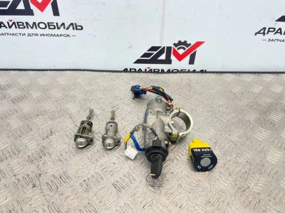 Лот: 25738635. Фото: 1. замок зажигания (комплект замков... Кузов