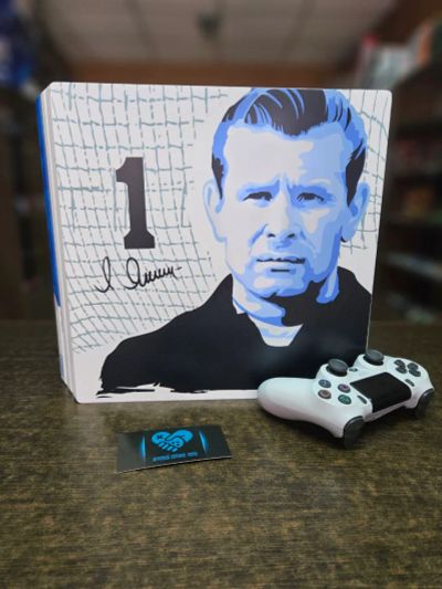Лот: 21975416. Фото: 1. Sony Playstation 4 Pro Л. Яшин... Игровые приставки, консоли