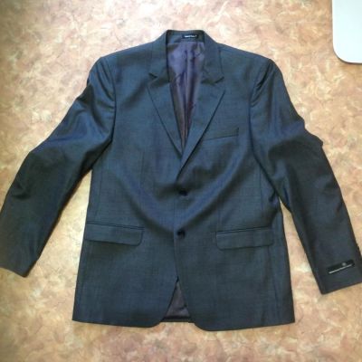 Лот: 8542402. Фото: 1. Пиджак новый. Костюмы классические, деловые